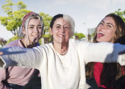 Campaña para concienciar a toda la población del propio riesgo de envejecer en soledad
